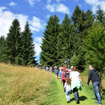 camminata verso villaggio