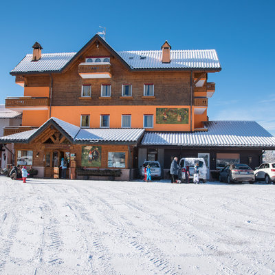 Hotel da Barba mit Schnee