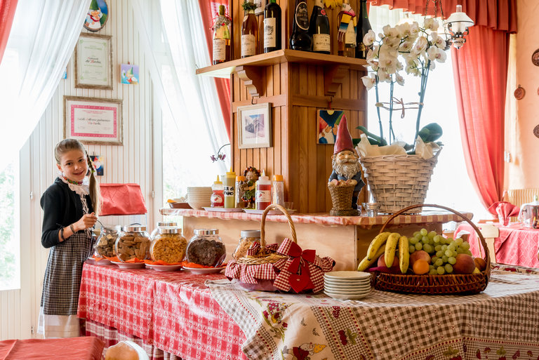 Colazione a buffet all hotel da barba
